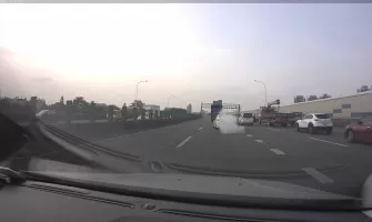 牛大慘遇迷魂車 - 想檢舉都無門啊😭😭